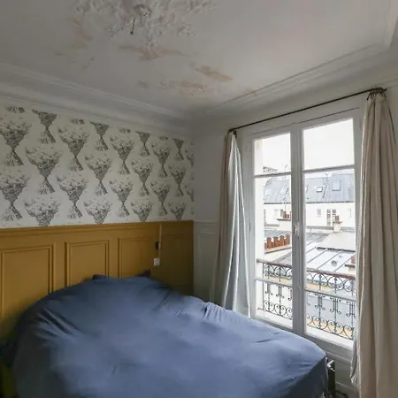 Nice 49M For 2 In The Heart Of Paris! شقة باريس
